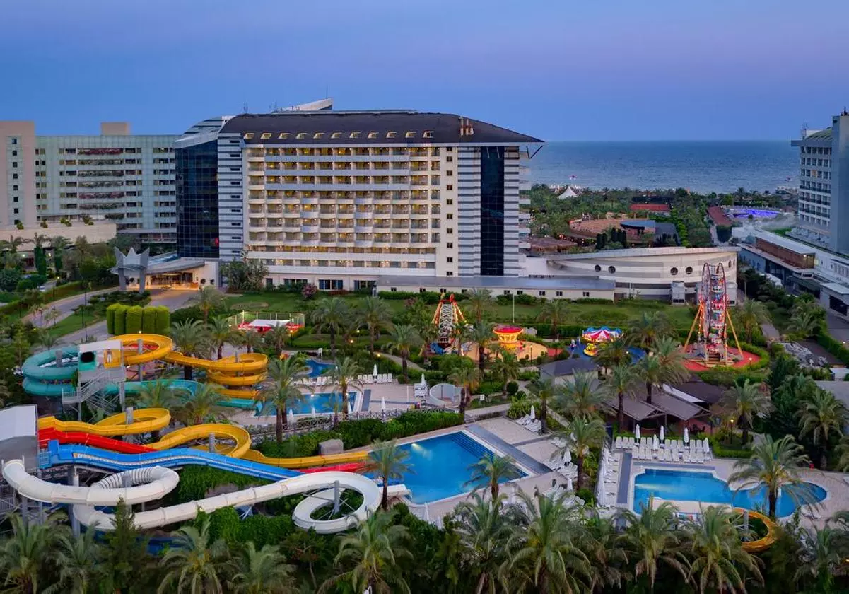 ROYALWING_SHABAVIZ (21).jpg